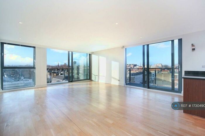 2 Bedroom Flat To Rent In Fulham Road, London, SW10