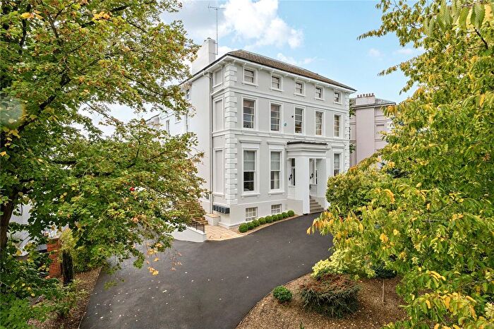 2 Bedroom Flat For Sale In Parabola House, Parabola Road, Cheltenham, GL50