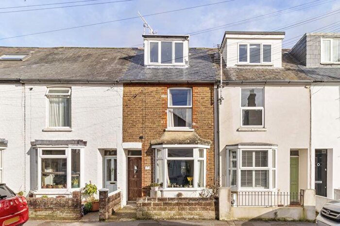 4 Bedroom Terraced House For Sale In Whyke Lane, Chichester, PO19