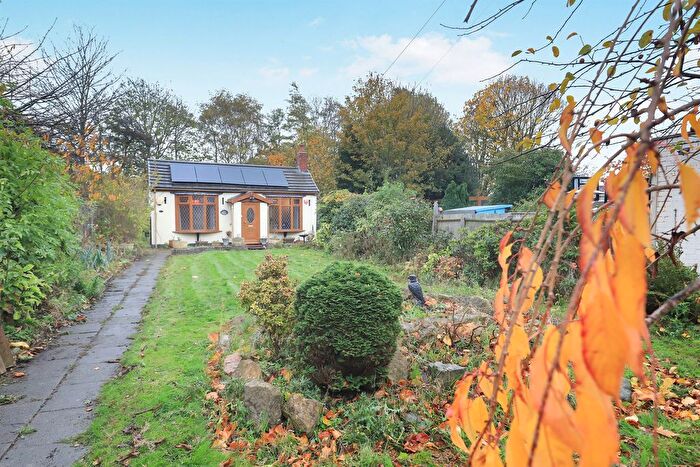 2 Bedroom Detached Bungalow For Sale In Beckett Street, Bilston, WV14