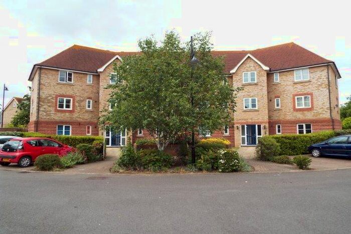 1 Bedroom Flat To Rent In The Pintails, Chatham, ME4