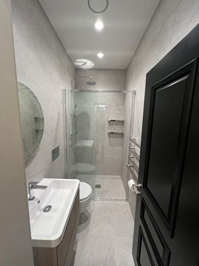 1 Bedroom Flat To Rent In The Highway, London, London, London, E1W