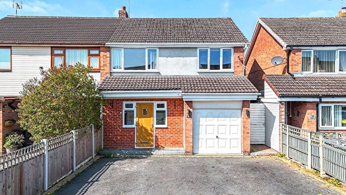 3 Bedroom Semi-Detached House For Sale In Pooley View, Polesworth, Tamworth, Warwickshire, B78