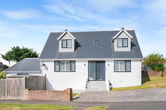 4 Bedroom Detached House For Sale In Cissbury Crescent, Saltdean, BN2