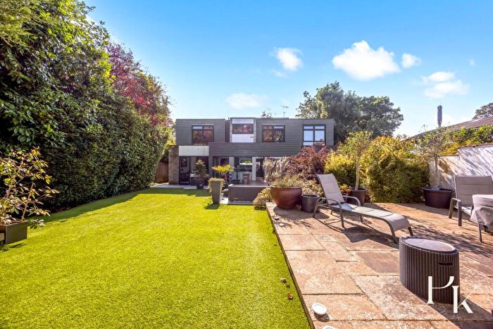 6 Bedroom Detached House For Sale In Dyke Road Avenue, Brighton, BN1