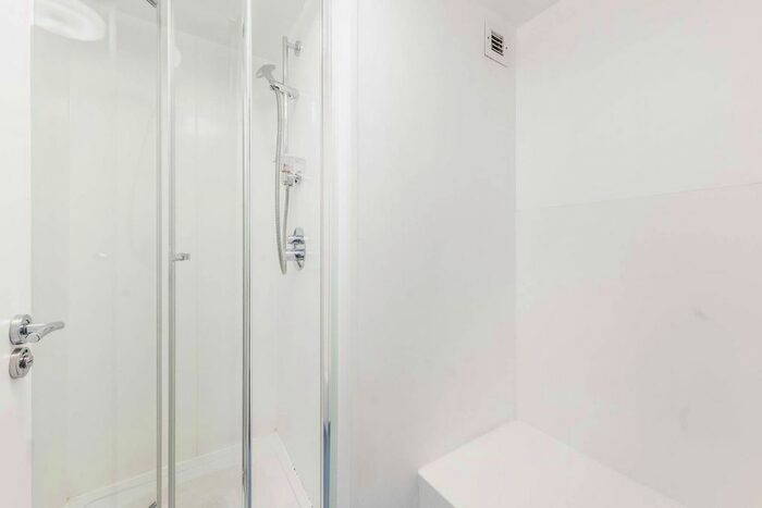 Studio To Rent In Lexham Gardens, Kensington, London, W8