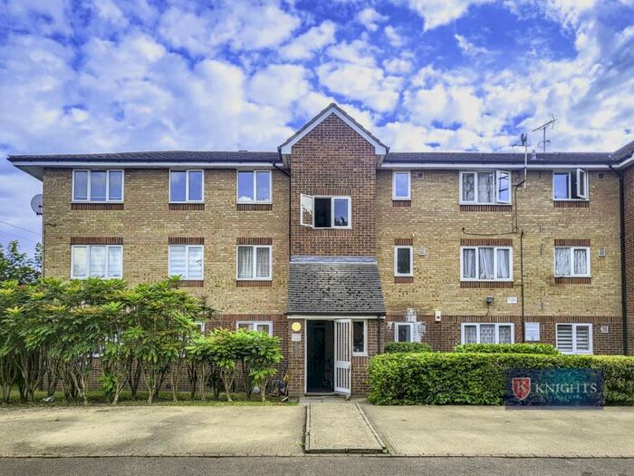 2 Bedroom Flat To Rent In Barbot Close, London, N9