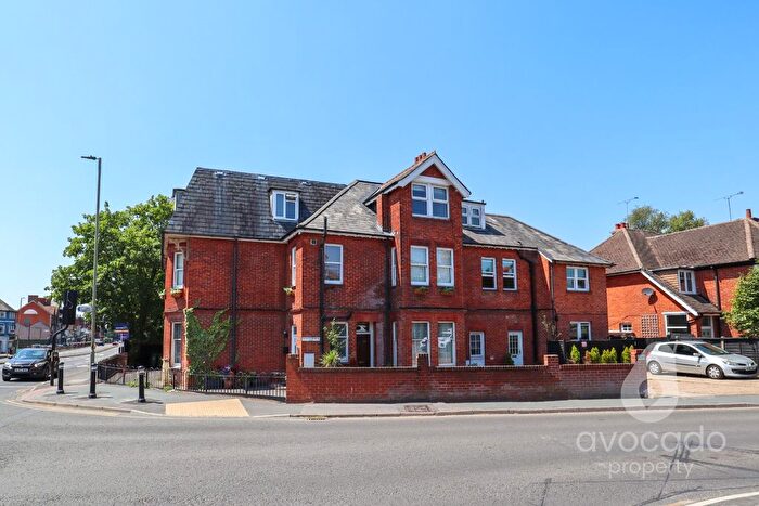 2 Bedroom Flat For Sale In Silverthorne, London Road, Camberley, Surrey, GU15