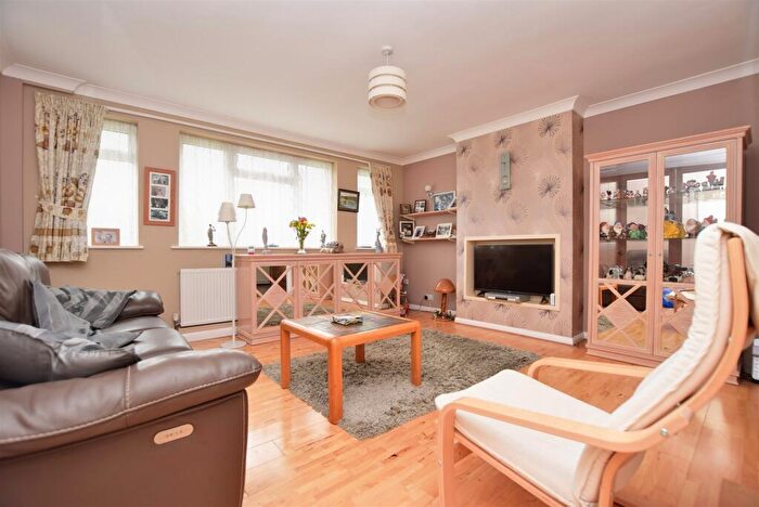 2 Bedroom Detached Bungalow For Sale In Highland Road, Beare Green, Dorking, Surrey, RH5
