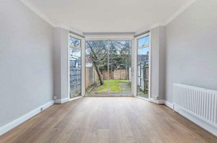 3 Bedroom Semi-Detached House To Rent In Tintern Avenue, Kingsbury, W9