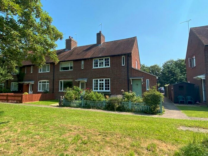 3 Bedroom End Of Terrace House For Sale In North Drive, Harwell, Didcot, Oxfordshire, OX11