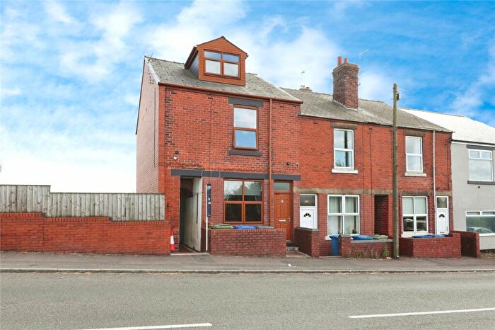 4 Bedroom End Of Terrace House For Sale In Worksop Road, Mastin Moor, Chesterfield, Derbyshire, S43