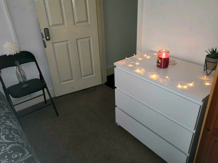 1 Bedroom House To Rent In Richmond Villas, Bristol, BS11