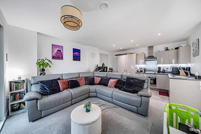 1 Bedroom Flat For Sale In Purley Way, Croydon, CR0