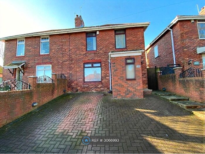 3 Bedroom Semi-Detached House To Rent In Brettanby Road, Gateshead, NE10