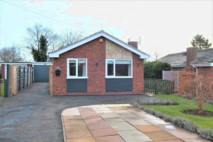 2 Bedroom Detached Bungalow For Sale In South End, Hogsthorpe, Skegness, PE24