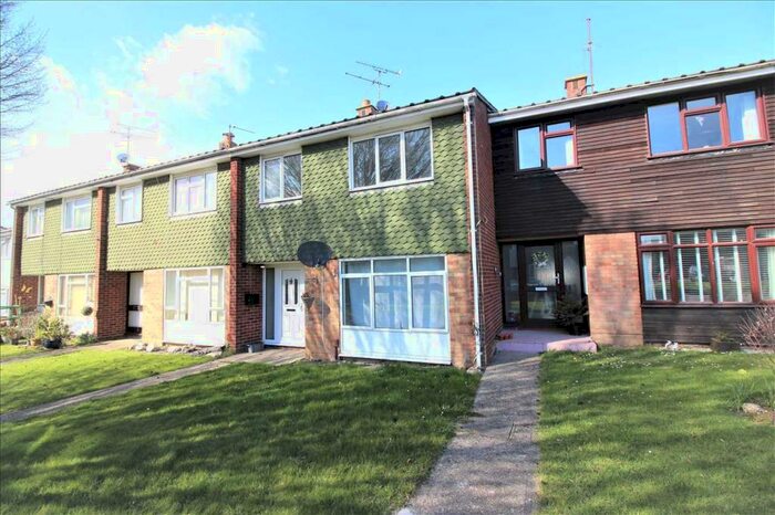 3 Bedroom Terraced House To Rent In Bed Family Home - Great Baddow, CM2