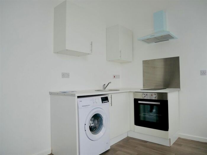 1 Bedroom Flat To Rent In Clarendon Road, Urmston, Manchester, M41
