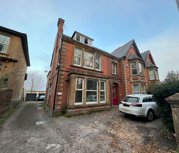 1 Bedroom Flat To Rent In Hendford Hill, Yeovil, BA20