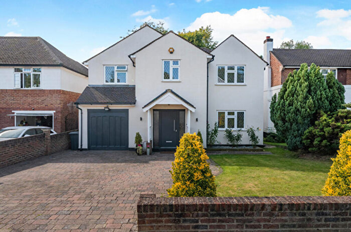 4 Bedroom Detached House For Sale In Kevington Drive, Chislehurst, BR7