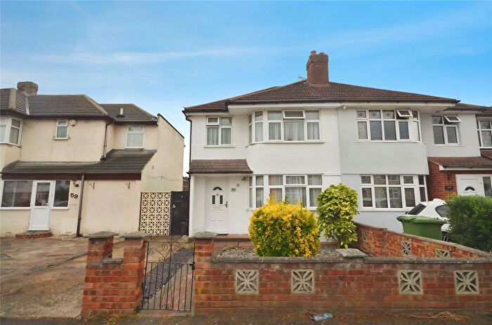3 Bedroom Semi-detached House To Rent In Windermere Avenue, Elm Park, Hornchurch, RM12