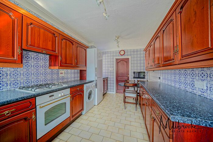 3 Bedroom Semi-Detached House To Rent In Glendale Road, Mosley Common, Manchester, M28