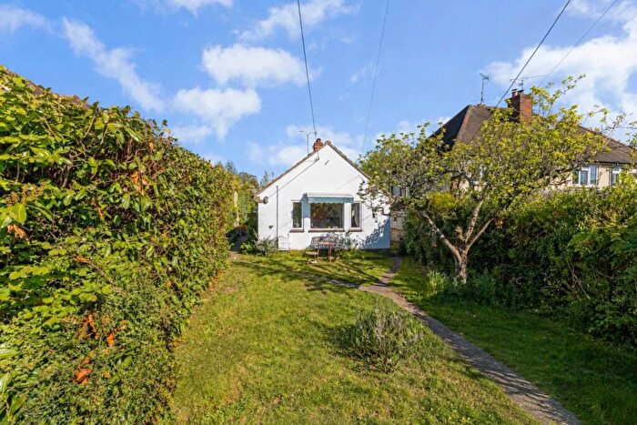 2 Bedroom Detached House For Sale In Kidmore Lane, Sonning Common, RG4