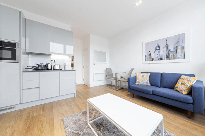 1 Bedroom Flat To Rent In Laporte Way, Bedfordshire, LU4