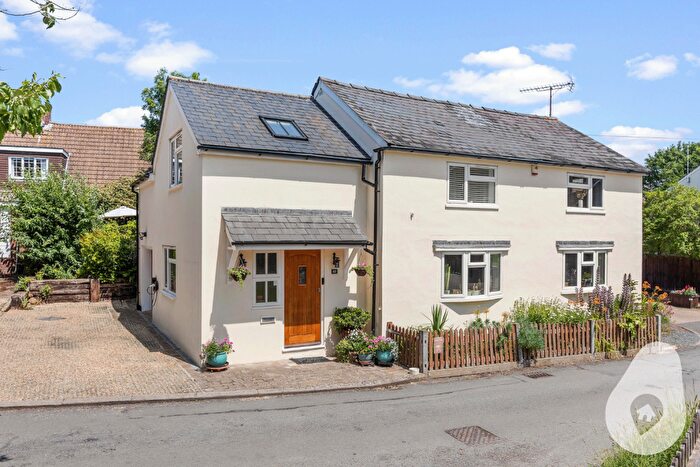 4 Bedroom Detached House For Sale In Froghall Lane, Walkern, Stevenage, Hertfordshire, SG2