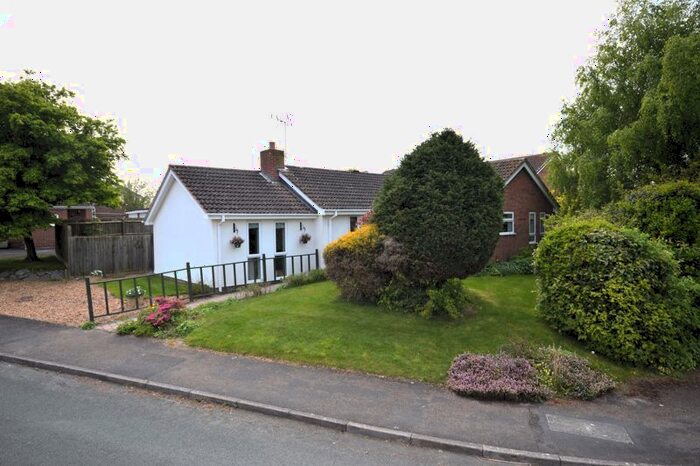 4 Bedroom Detached Bungalow For Sale In Blakeway Close, Broseley, Shropshire., TF12