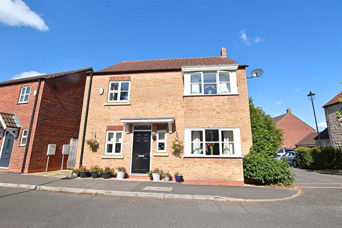 4 Bedroom Detached House For Sale In Peterson Drive, New Waltham, Grimsby, DN36