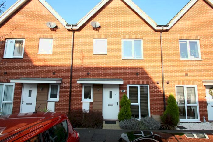 3 Bedroom Terraced House To Rent In Bowling Green Close, Bletchley, Milton Keynes, MK2
