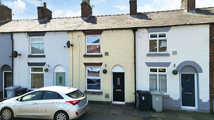 2 Bedroom Terraced House For Sale In Stonehouse Green, Congleton, CW12