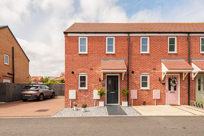 2 Bedroom End Terrace House For Sale In Pascoe Drive, Ormesby, NR29