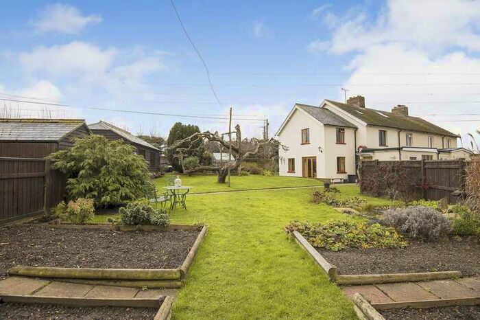 2 Bedroom End Of Terrace House For Sale In Blacketts Farm Cottages, Blacketts Road, Tonge, Sittingbourne, ME9