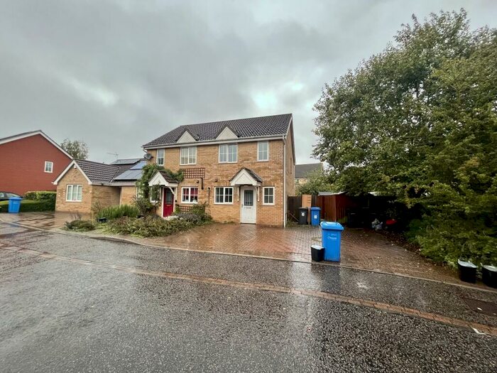 2 Bedroom House To Rent In Pollywiggle Close, Bowthorpe, Norwich, NR5