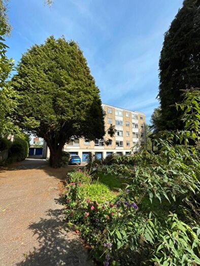 1 Bedroom Terraced House To Rent In Downfield Lodge Downfield Road, Bristol, BS8