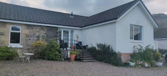 3 Bedroom Villa For Sale In Little Eversley Shore Rd, Carrick Castle, PA24