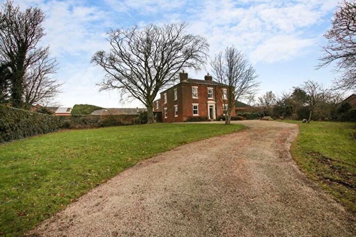 4 Bedroom Detached House For Sale In Mythop Road, Blackpool, FY4