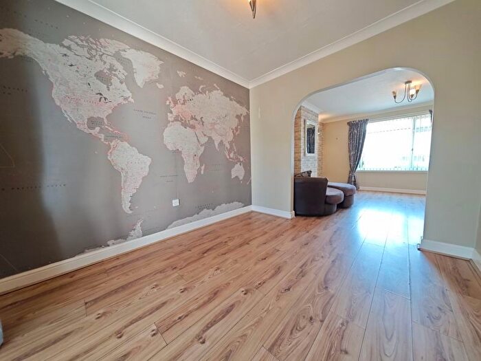 3 Bedroom End Of Terrace House For Sale In Lingmoor Way, Carlisle, CA1