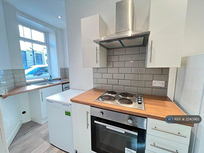 2 Bedroom Terraced House To Rent In Stone Street, Rossendale, BB4