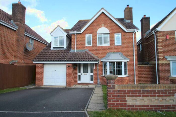 4 Bedroom Detached House To Rent In Salisbury - Millennium Close, SP2