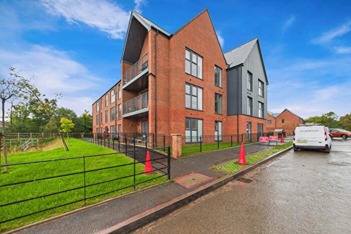 2 Bedroom Apartment For Sale In Platinum Apartments, Old Wharf Road, Stourbridge, DY8