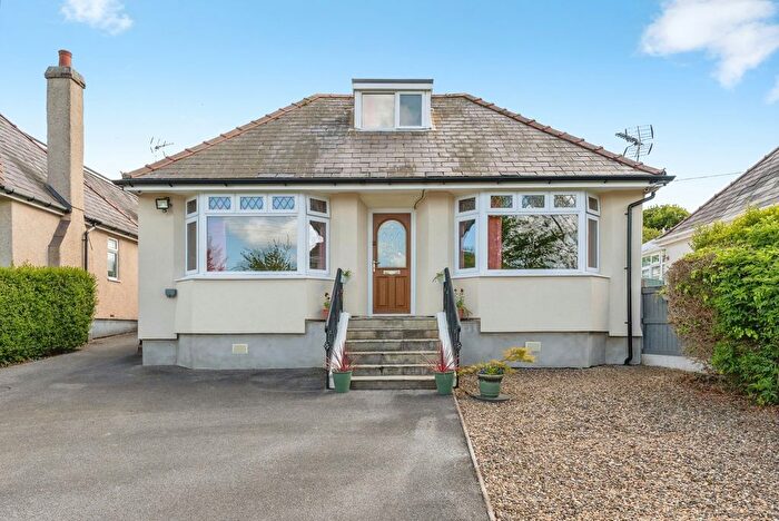 3 Bedroom Detached House For Sale In Hafod Road, Mold, Clwyd, CH7