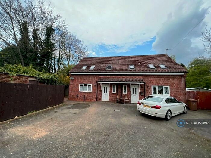 3 Bedroom Semi-Detached House To Rent In Marylebone Crescent, Derby, DE22