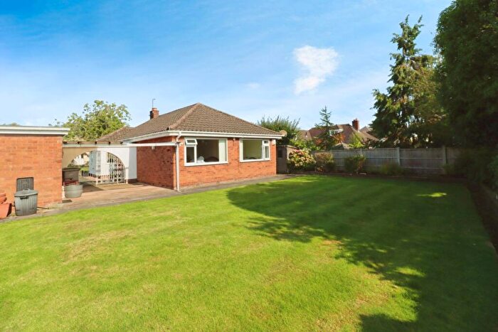 2 Bedroom Detached Bungalow For Sale In Broadmead, Heswall, CH60