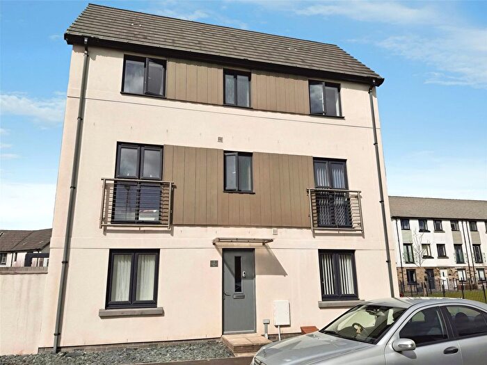 4 Bedroom End Of Terrace House For Sale In Westleigh Way, Plymouth, Devon, PL9