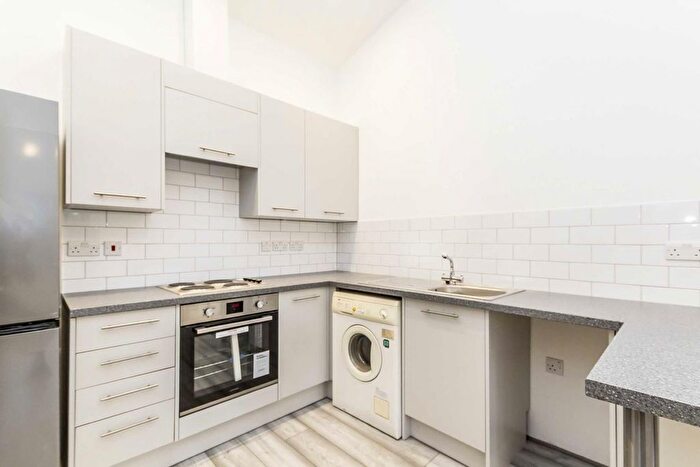 1 Bedroom Flat To Rent In York Road, Wimbledon, SW19