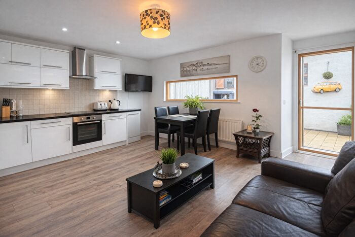 3 Bedroom House To Rent In Knight Street, City Centre / Georgian Quarter, Liverpool, L1