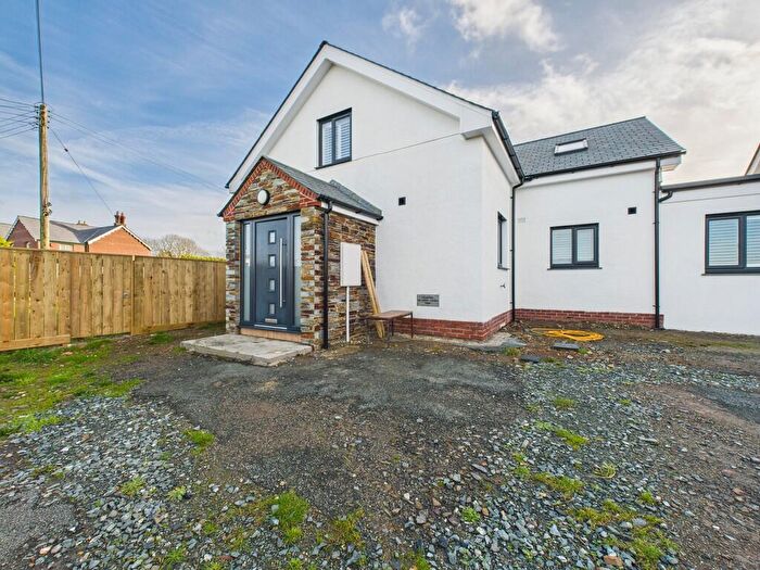 3 Bedroom Link Detached House To Rent In Poundstock, Bude, EX23